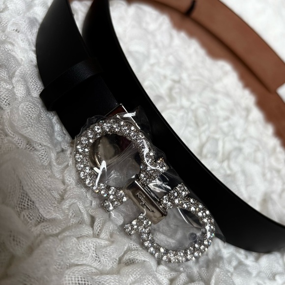 Salvatore Ferragamo Black Leather Belt with Silver Buckle - Picture 2 of 4